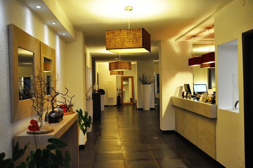 桑塔利亚酒店 努奥罗 外观 照片